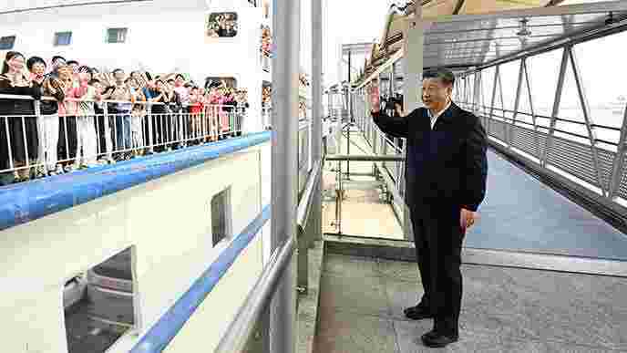 习近平在广东考察时强调：坚定不移全面深化改革扩大高水平对外开放 在推进中国式现代化建设中走在前列